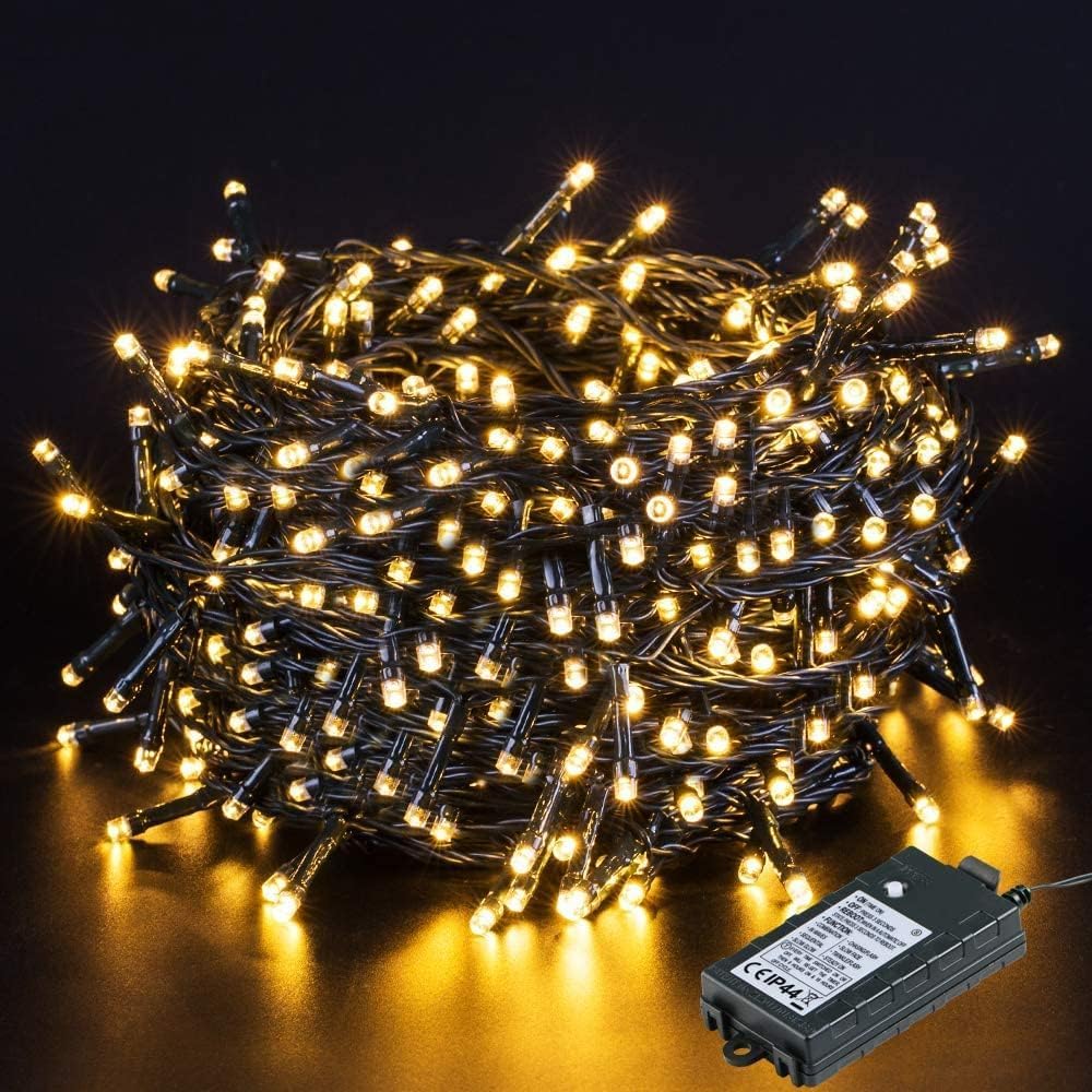 Christmas String Lights, Battery Operated Xmas Tree Lights 132ft 300-LED 8 Modes Waterproof Decorative Lights for Indoor Outdoor Holiday Wedding Party Home Yard Decoration -Warm White